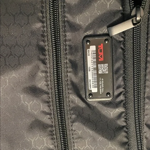 Tumi Navy Hard Shell Luggage - Picture 6 of 13
